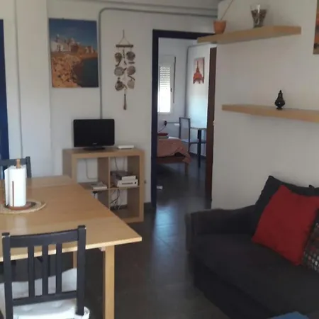Apartment Flat Near Cathedral. 3 Bedrooms. *